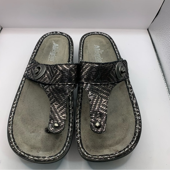 Alegria silver Black CAR  532  Thong Slip On Adjustable sandals Size40 US9.5 F16 - Picture 1 of 6